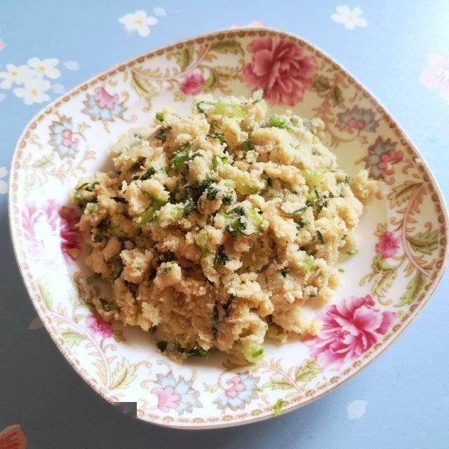 豆渣炒油麦菜味道好营养健康