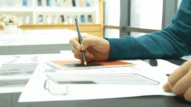 折叠屏手机，真的代表着未来吗？