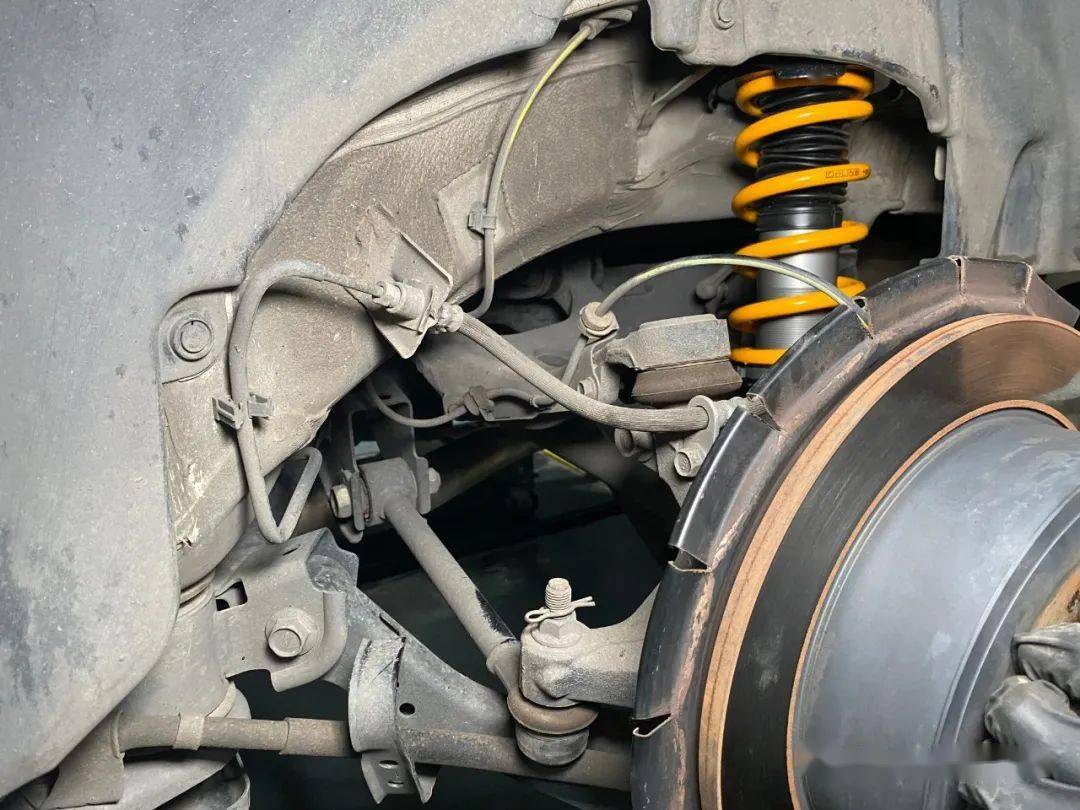 ohlinsdfv殿堂级避震gt86装车详细步骤避震装车篇