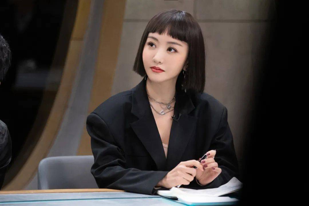 莱雅大侦探7回归，蓉拉美的小鹿眼好动人