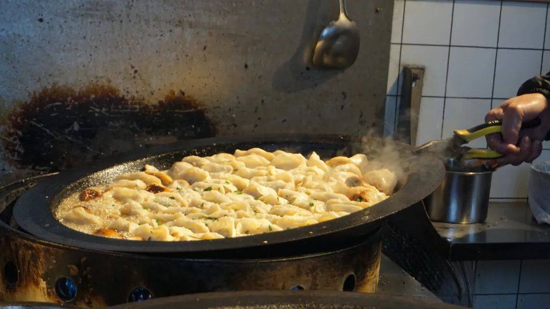 生活|松江的早餐店里，最是人间烟火气丨爱申活暖心春