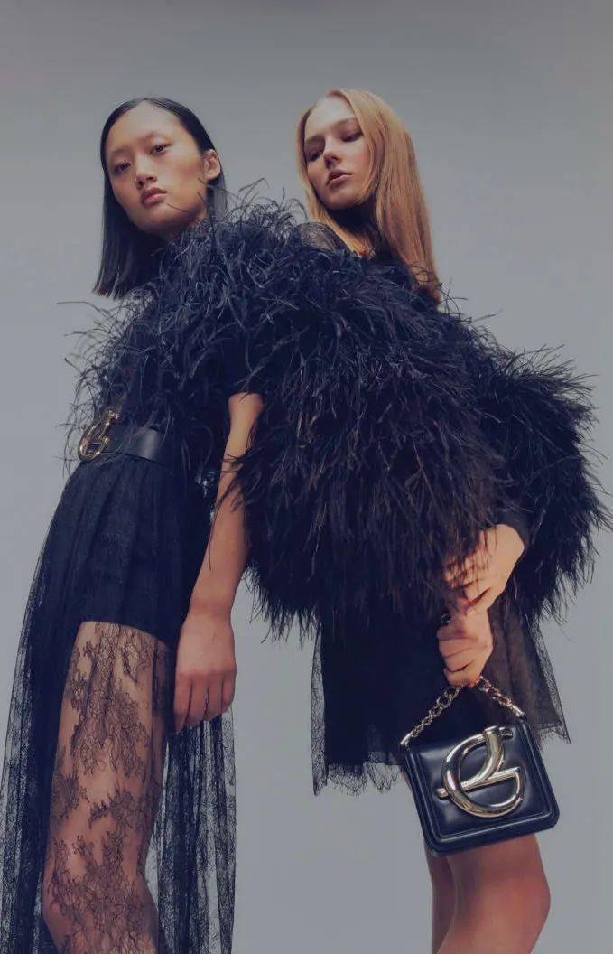 色彩2022早秋女装流行色T台分析