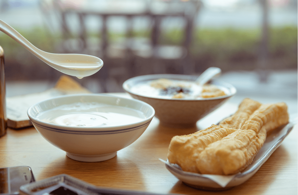 何厝|上班高峰期,厦门地铁里一女孩眼前一黑差点晕倒!原因竟是...