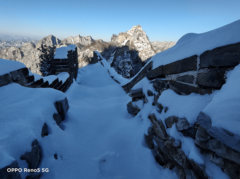 西栅子村|千里冰封，万里“雪龙”！雪后箭扣长城美景来了