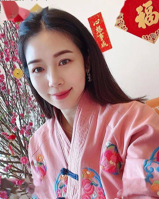 2019年,杨秀惠与圈外人秘婚.