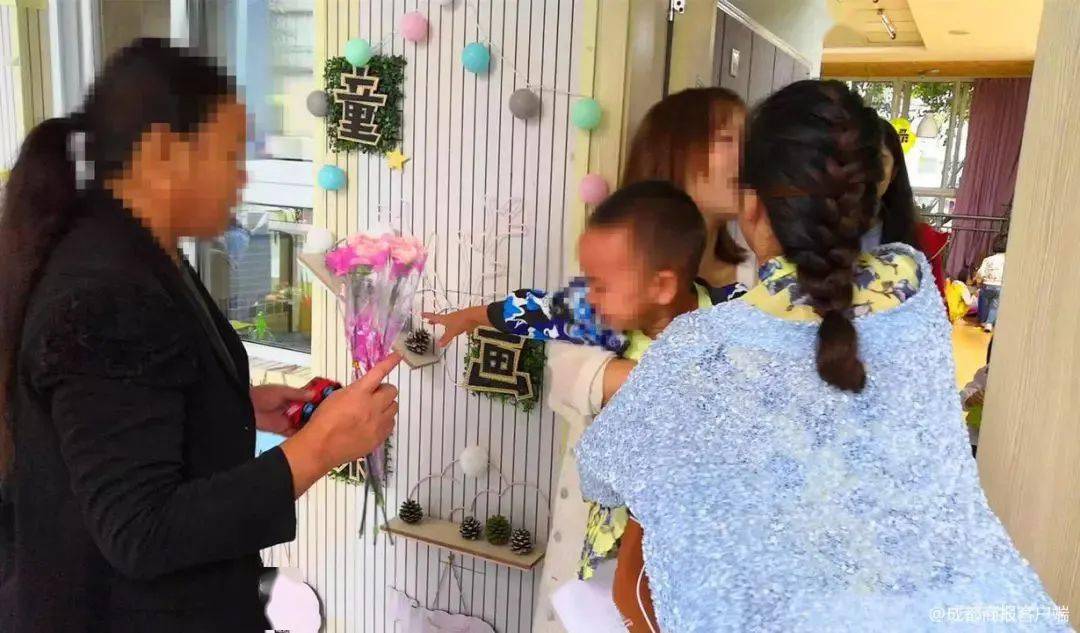 幼儿园家长必读_幼儿园男孩爱哭现象_幼儿入园哭泣原因分析