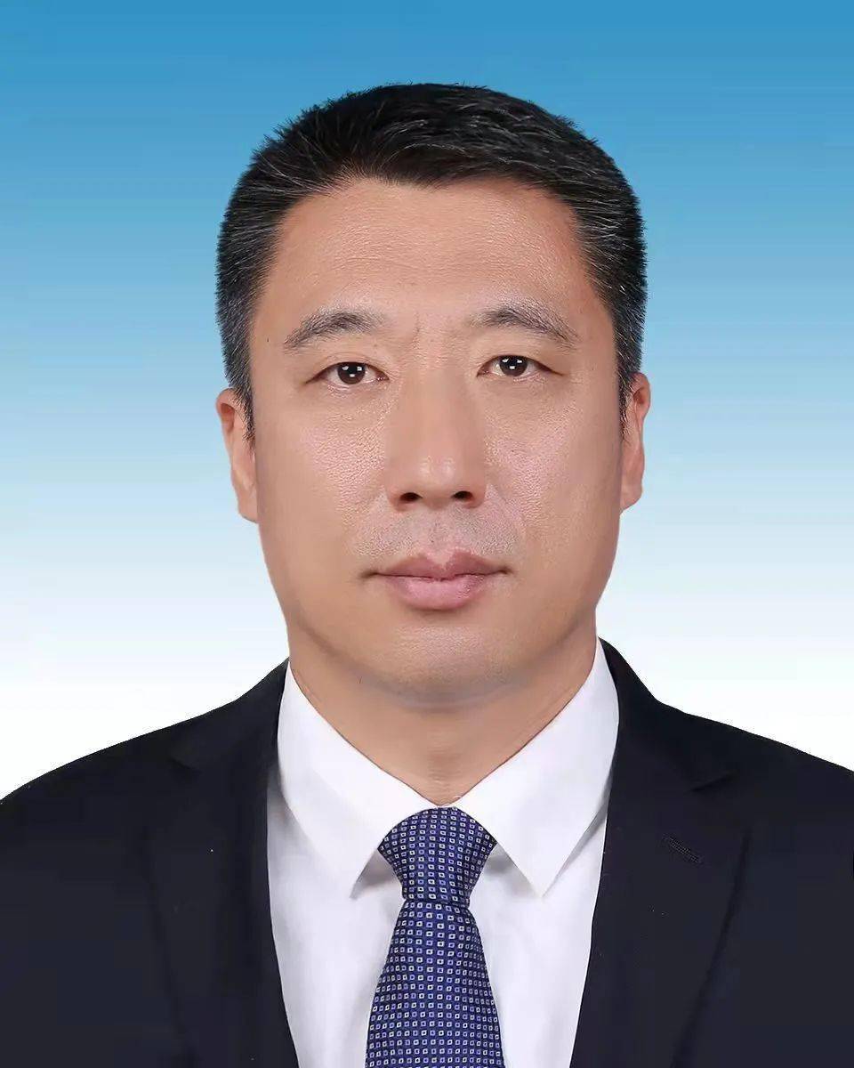 巴彦淖尔市选举产生新一届政府领导班子王志平当选市长附简历