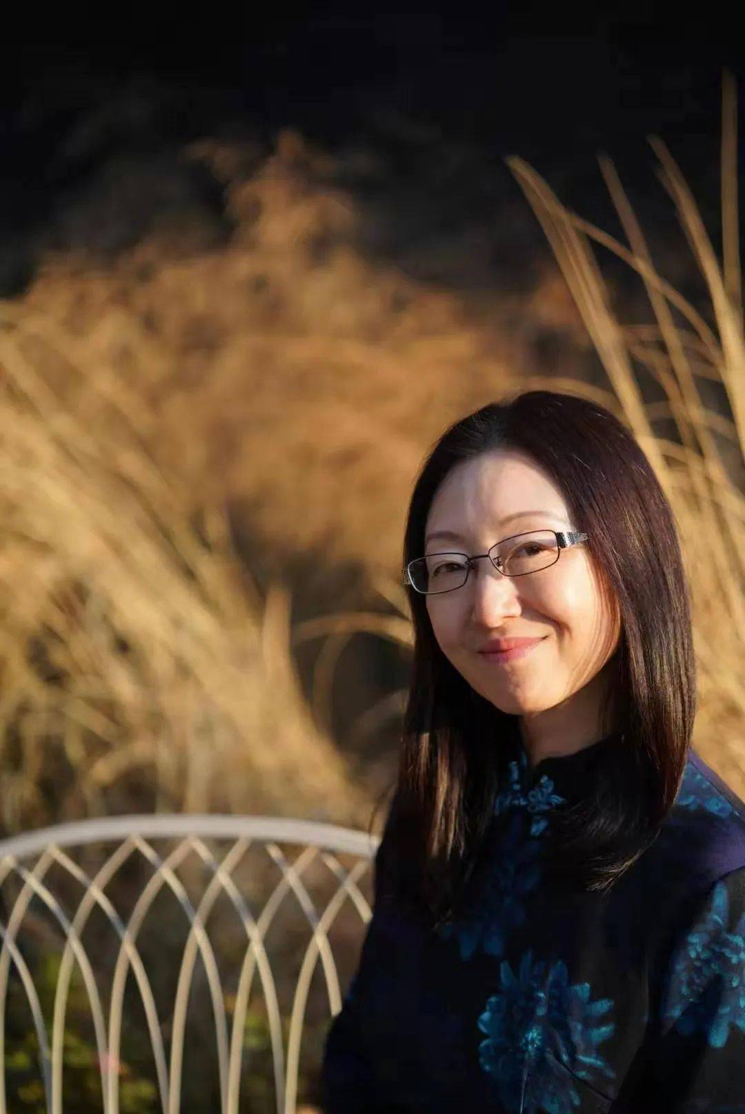 程 青林筱聆王啸峰陶丽群凡一平吴 君王玉珏周如钢大 解初曰春本期篇