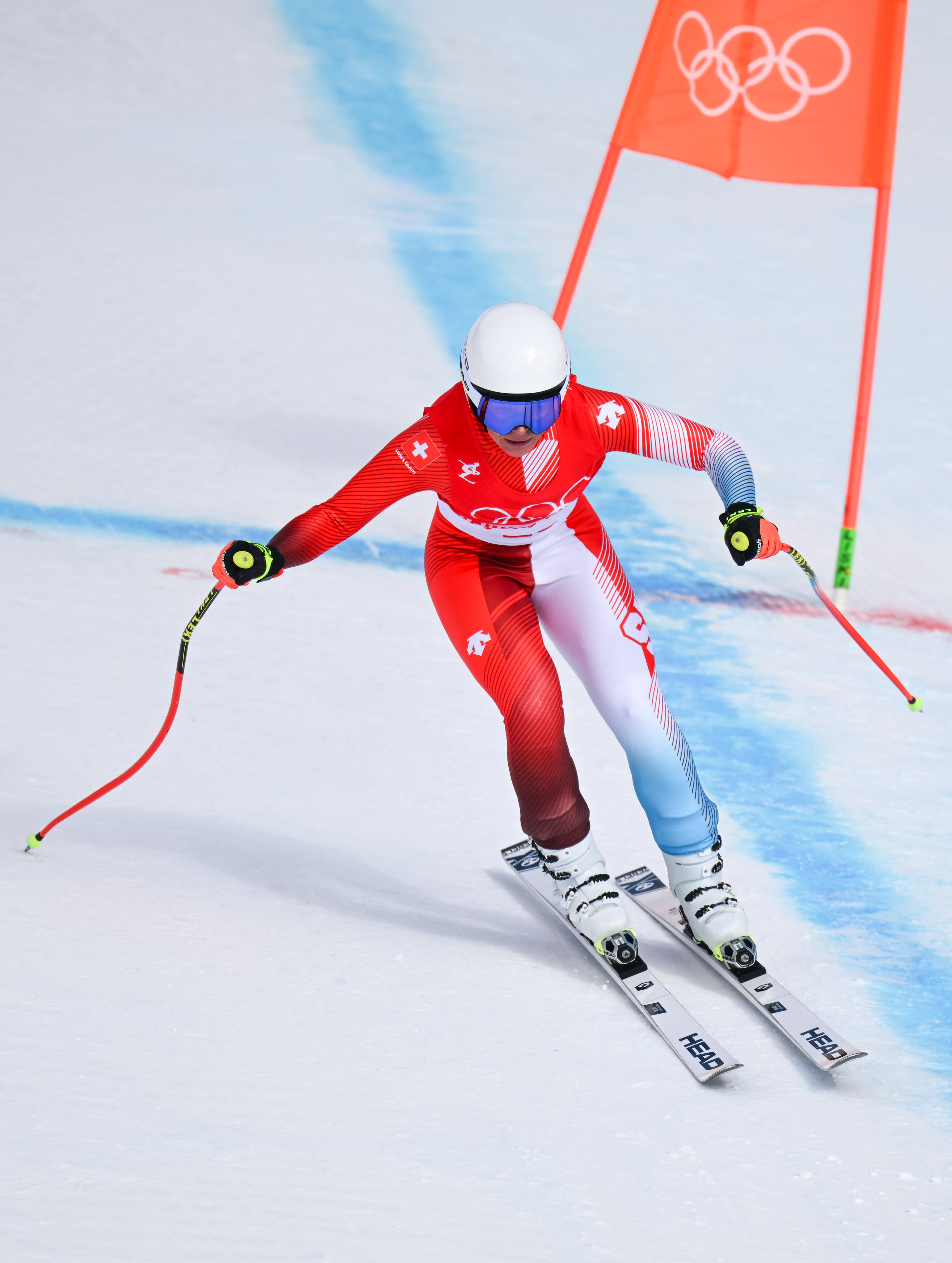 高山滑雪——女子滑降:瑞士选手夺冠_荣格获得单板滑雪女子大跳台第5