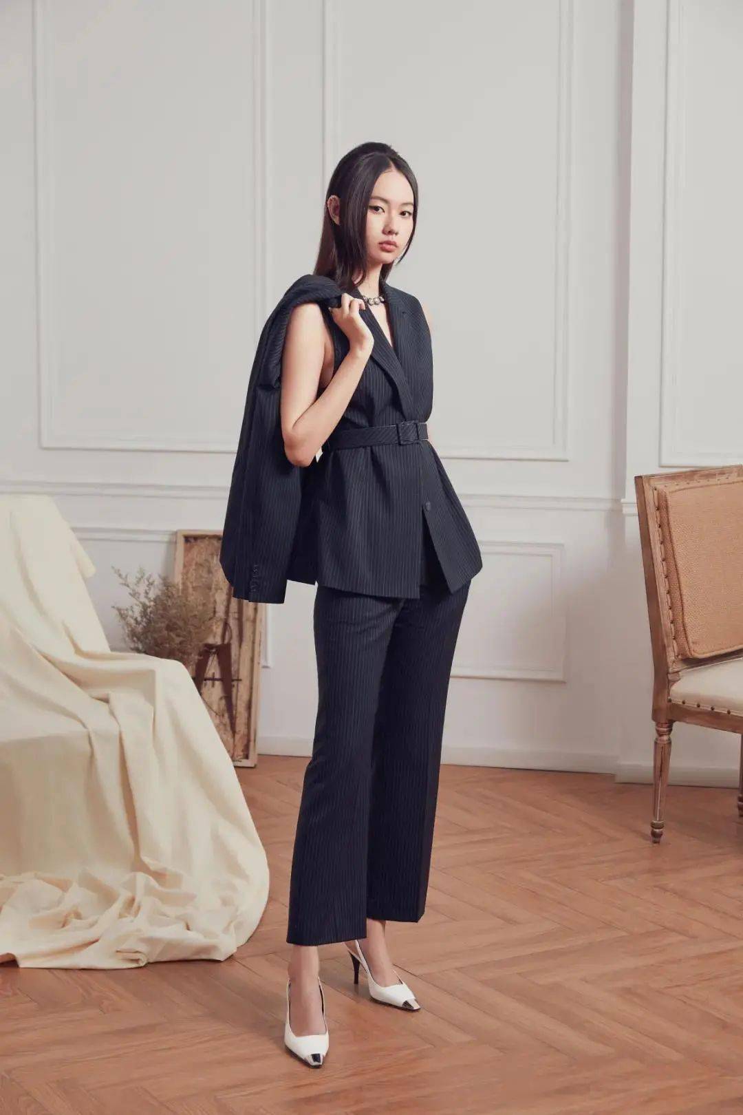 魏小涵lancyfrom25春日花舞优雅初遇