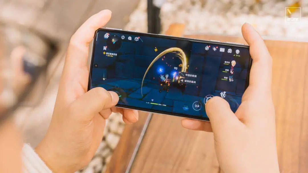 王者|Redmi K50 电竞版首发体验:3299 元起售,能否焊上游戏手机的大门?