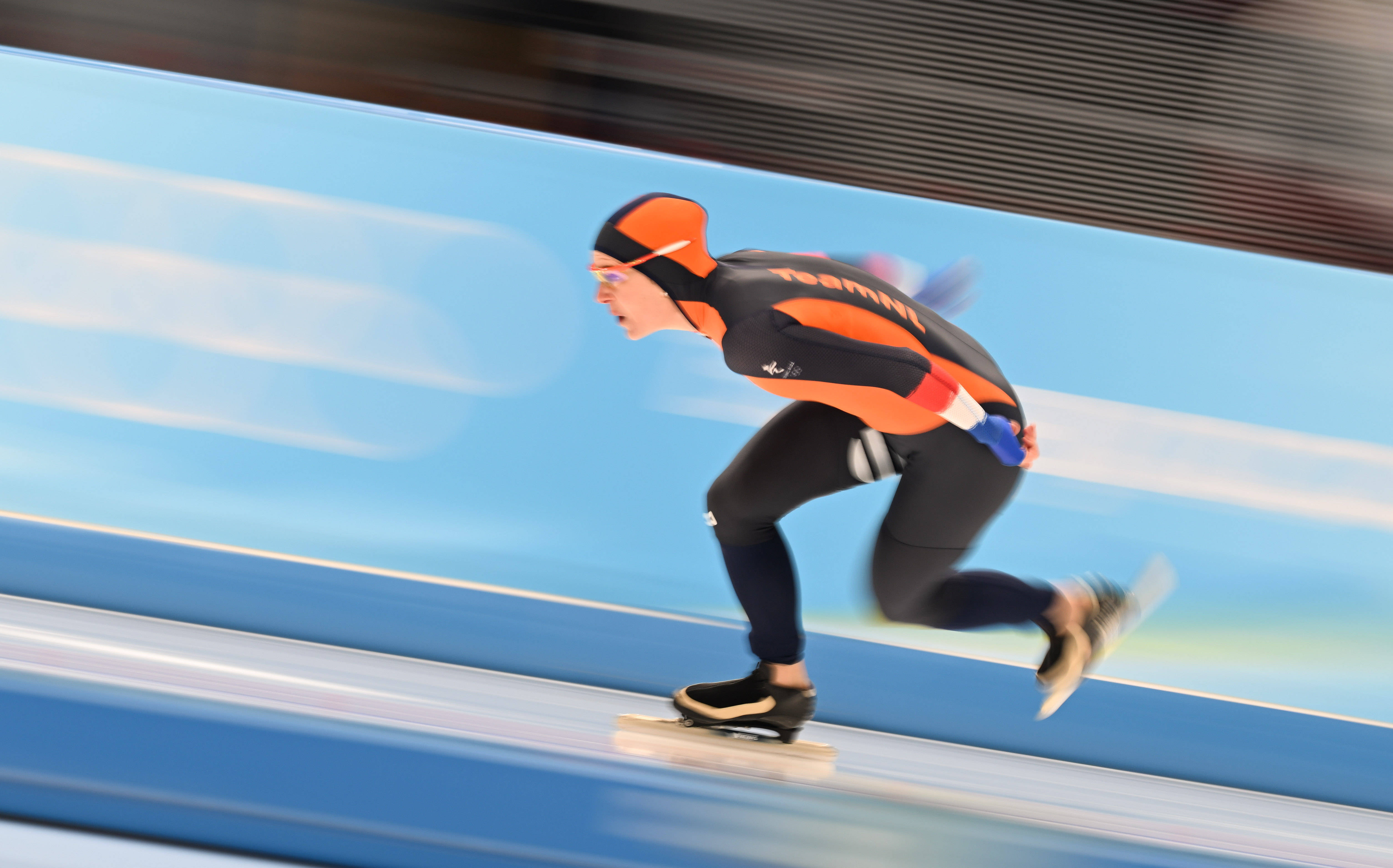 速度滑冰——女子1000米决赛赛况_韩雨桐短道速滑女子1500米获第七