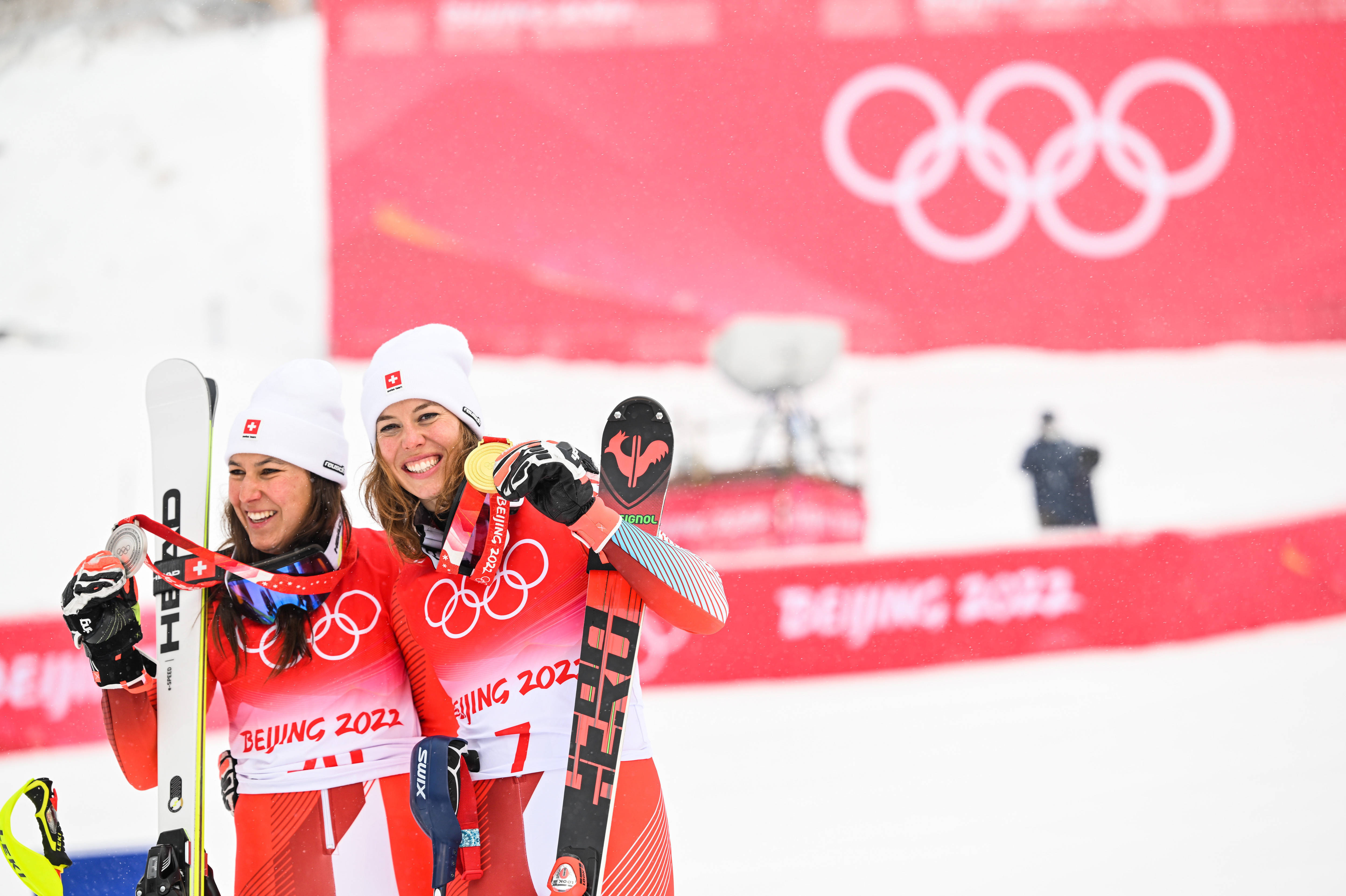 颁奖仪式|高山滑雪——女子全能项目：瑞士选手夺冠