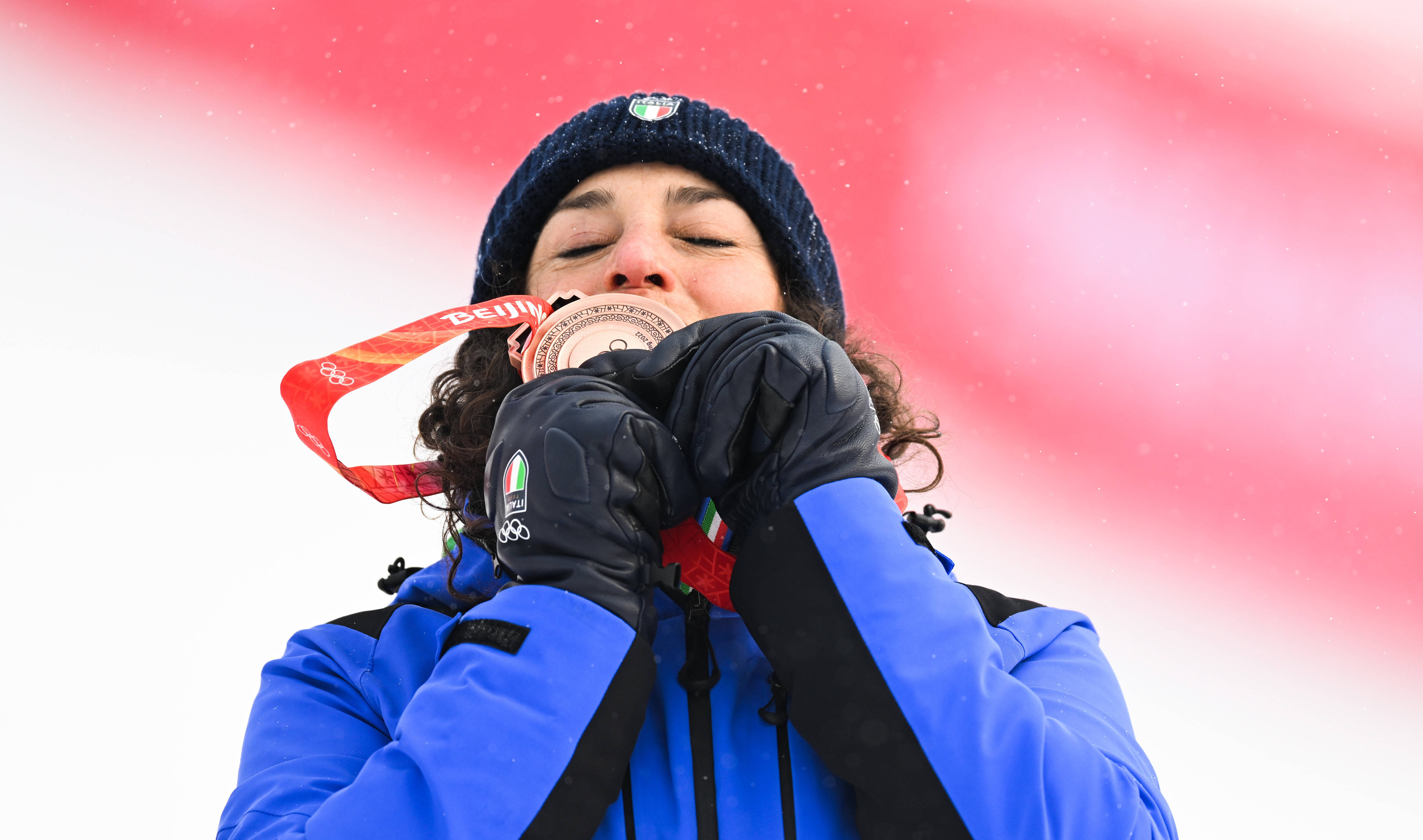 颁奖仪式|高山滑雪——女子全能项目：瑞士选手夺冠