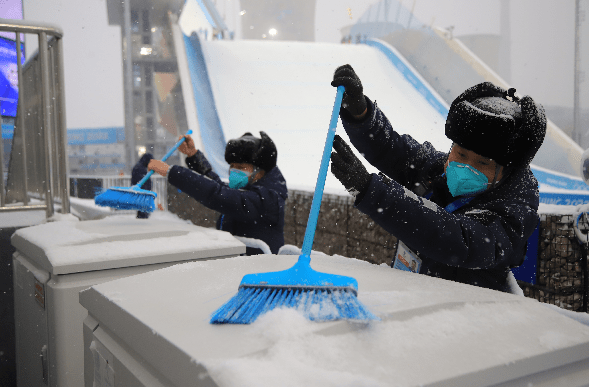 滑雪|圆满收官！下届冬奥会电力负责人来首钢大跳台“取经”