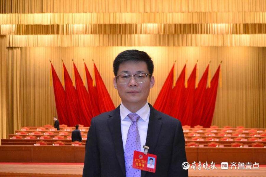 更好淄博红叶柿岩郇正坤着眼全国寻求突破打好文旅突围战