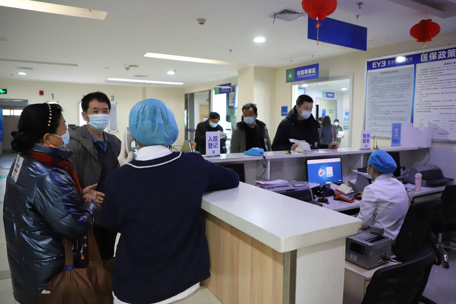 周末专家门诊让群众看病不再难银川爱尔眼科医院再推便民新举措