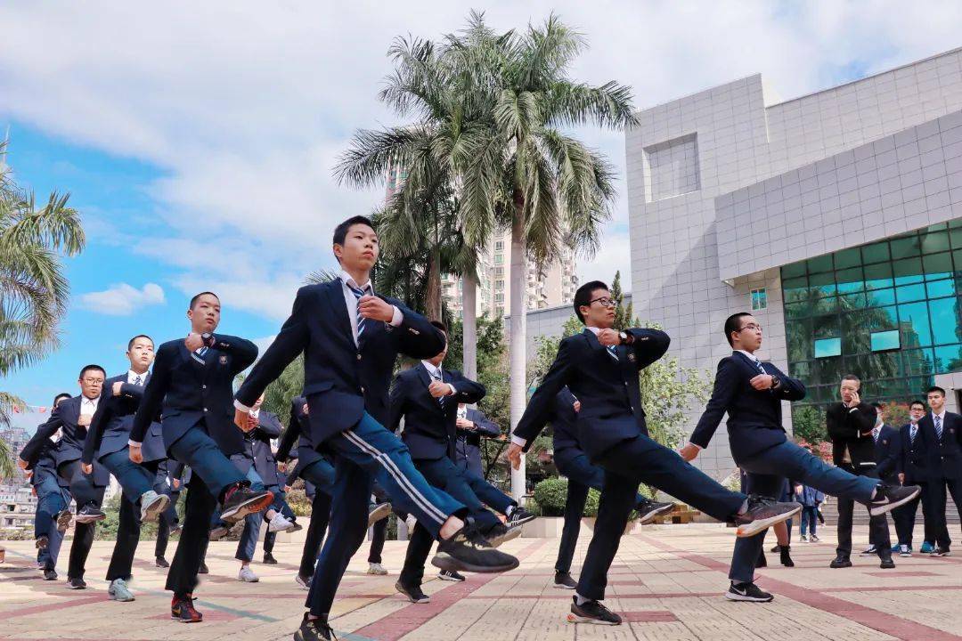 向國旗敬禮|雙十中學鎮海校區國旗班唱響愛國護旗主旋律_訓練_升旗