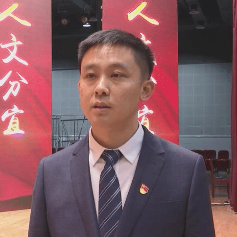 分宜镇副镇长 李云辉我作为一线乡镇干部,更要一以贯之按照一流的工作