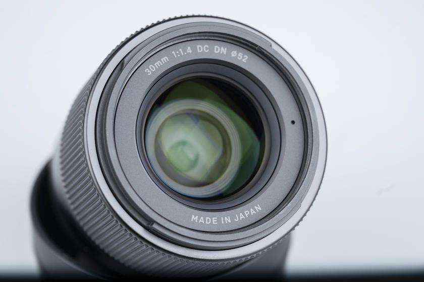 有图佳能 2470 F28 与 2470 F4 对比蜂鸟网