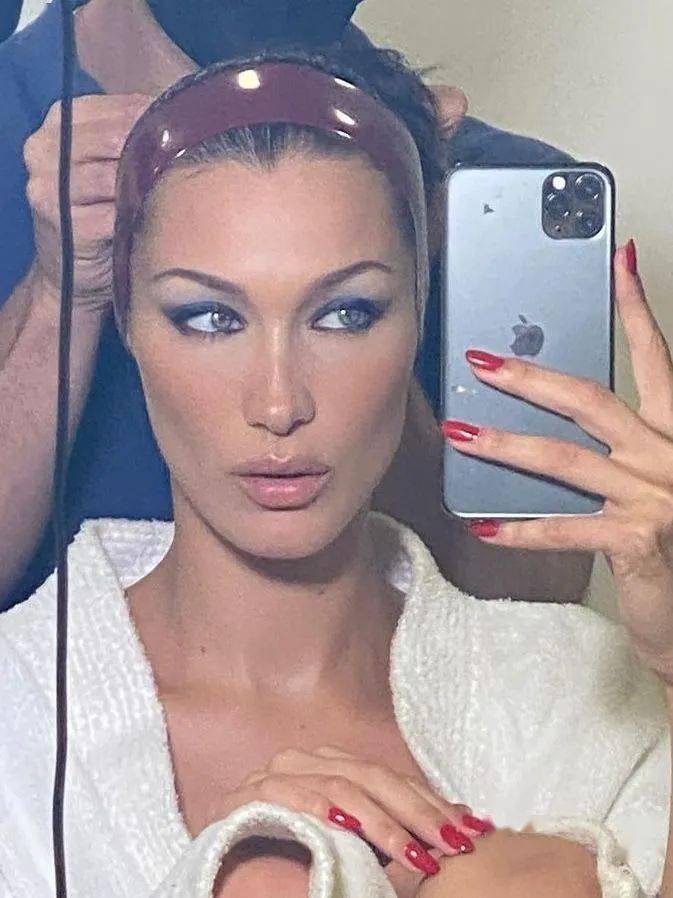 beauty会玩妆的人，已经把高光画到下颌线了
