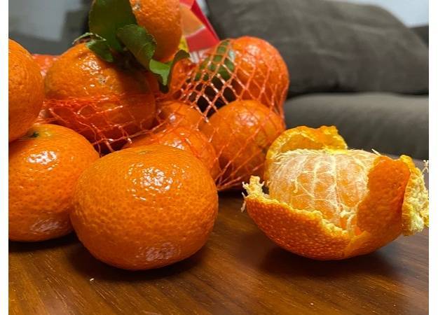市民|不仅吃多变黄，还会擦拭变红？小心砂糖橘“染色”
