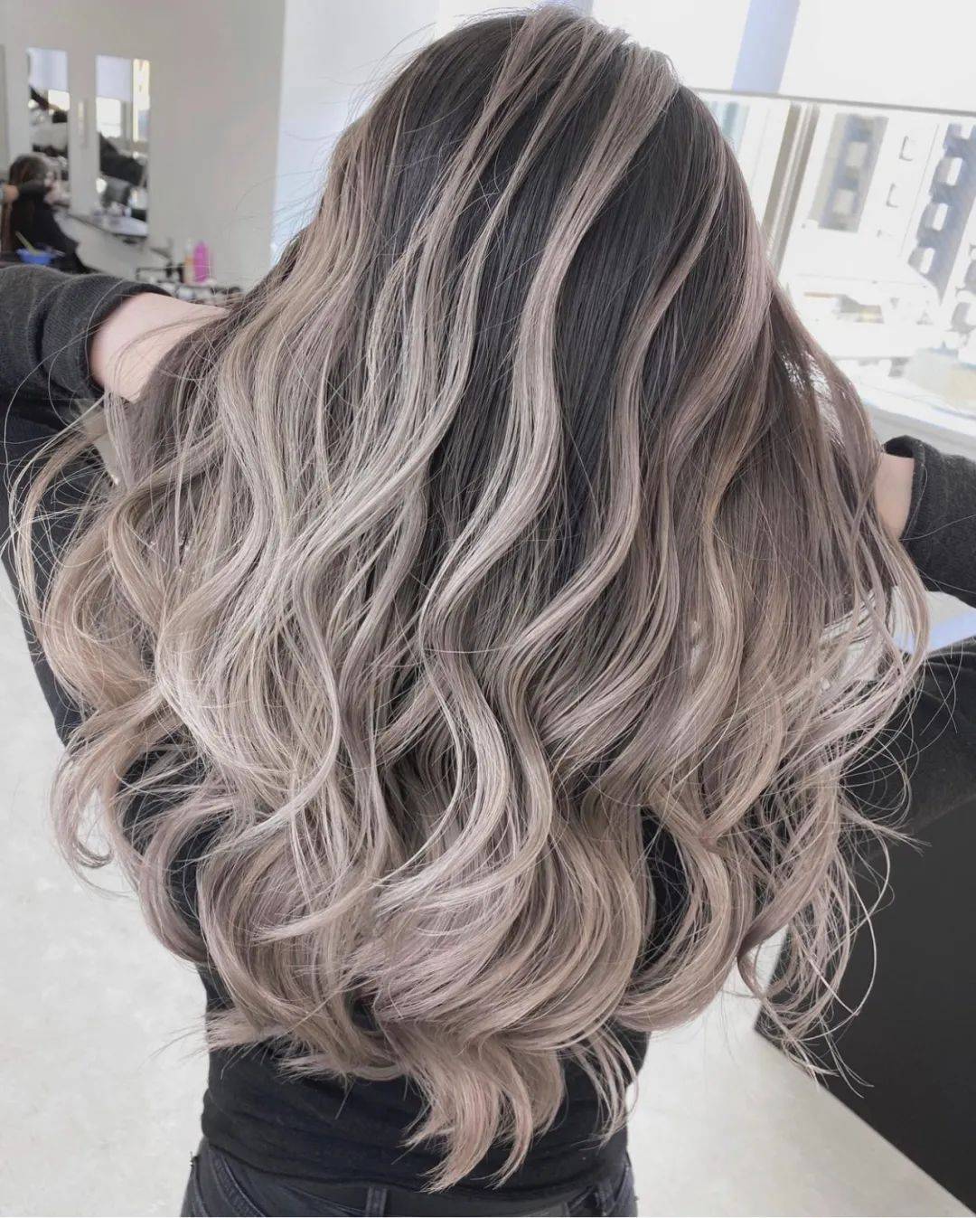 显得出了正月我就要做一个挑染的大动作！