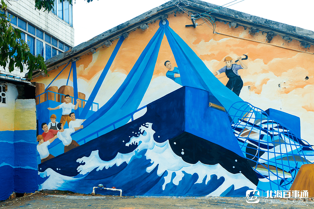 这里墙绘丰富的程度超乎想象~不止虾的元素,就是充满了各式各样虾的