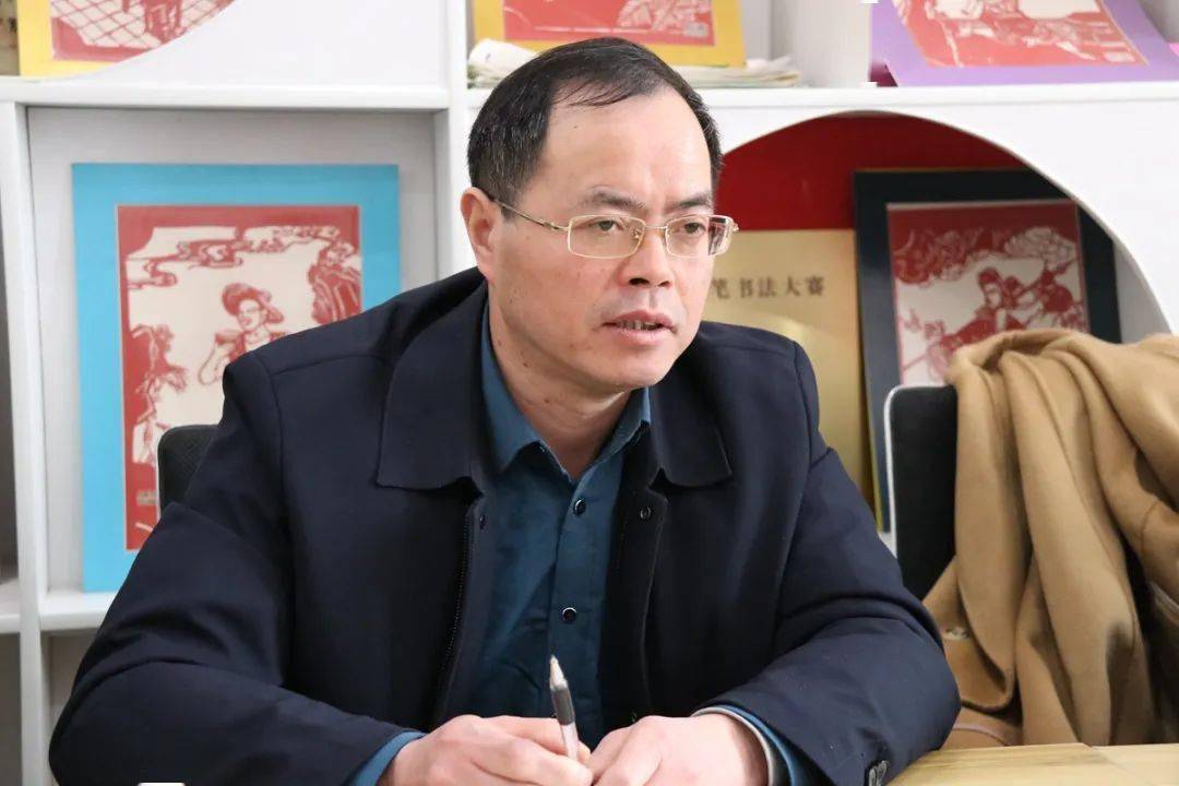 dqxx姜堰东桥小学教育集团撰稿:陈益平编辑:薛涛审核:丁俊华返回搜狐