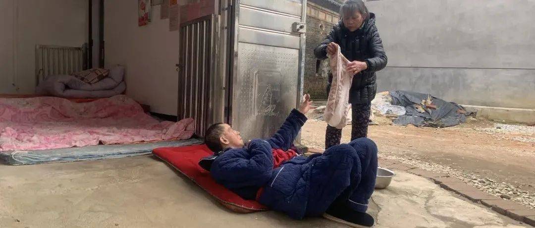 长嫂如母!萍乡好嫂子三十多年如一日照顾半瘫小叔子_刘妹莲_孙子_社会