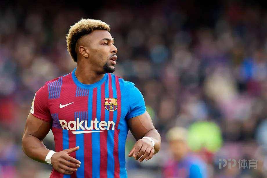 最佳引援特劳雷犹如猛虎下山回归巴萨5场送4助攻1次造点