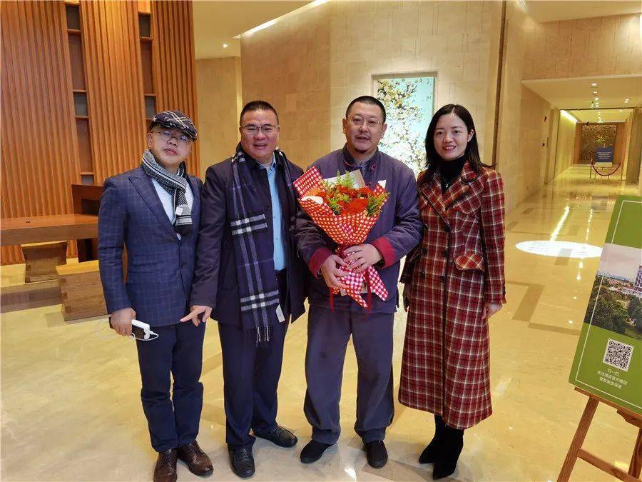 商会上海市四川商会执行会长上海市成都商会会长钟映松一行赴蓉考察