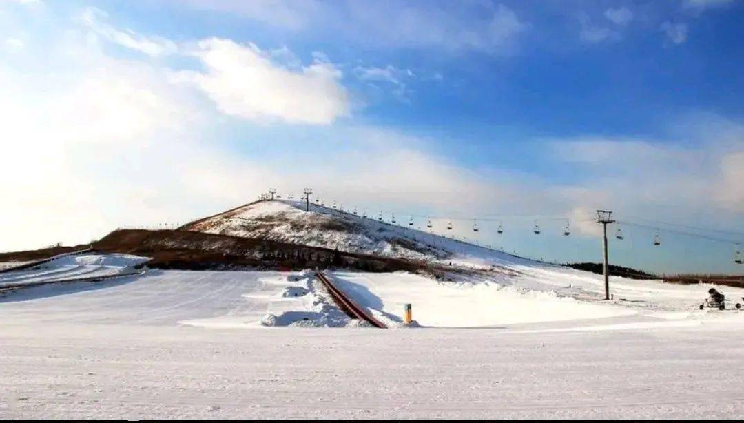 青岛金山滑雪场门票图片