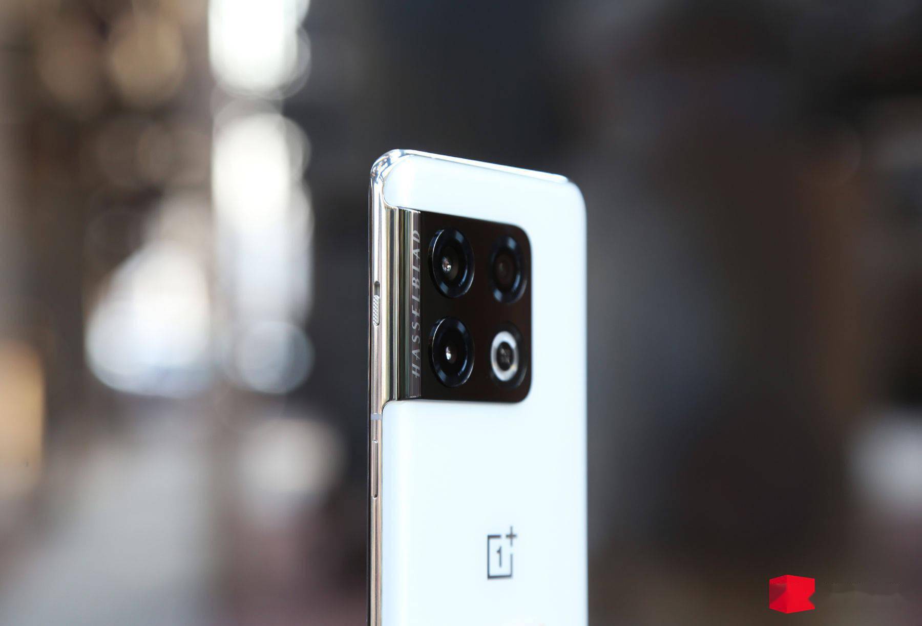其它|一加 10 Pro 胖达白至尊版图赏：很干净的白色，还升级了超大存储组合