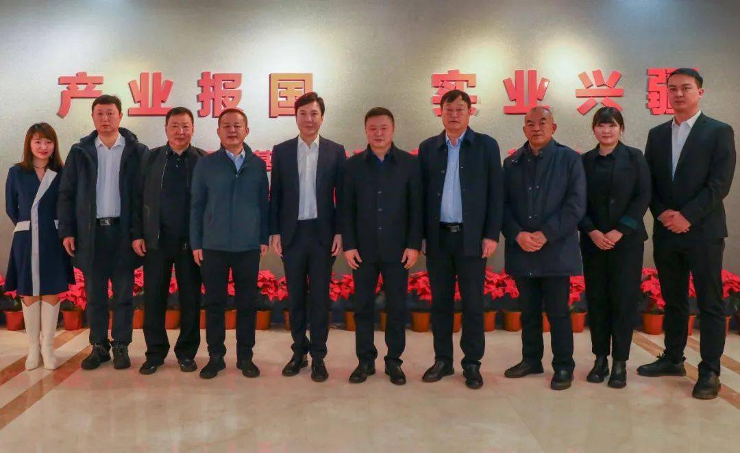 裕民县政府党组成员 政府副县长 庄重:此次裕民县与新疆飞虎男篮共同