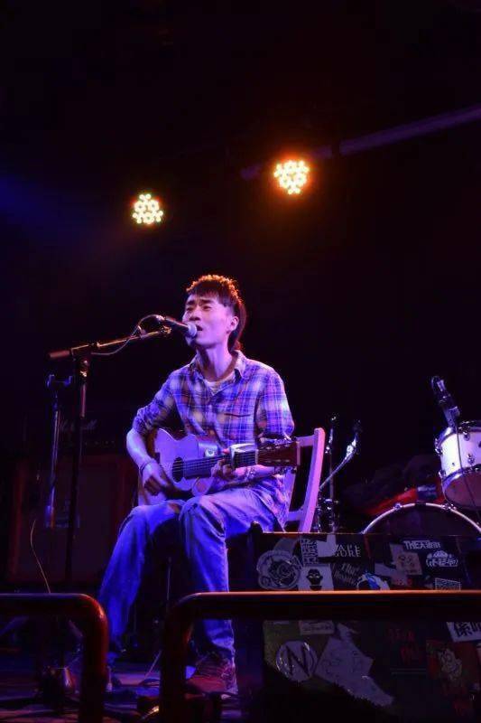 欧拉友推专访民谣歌手马乙走不出的仙林走不出的托乐嘉