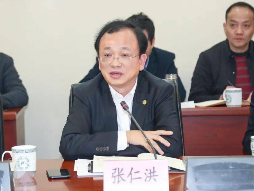 无锡海关副关长李永江一行到惠山高新区展开调研