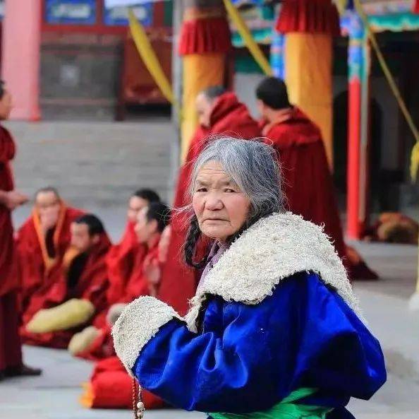 人最大的教养,是原谅父母的不完美。_相恨_世界_生活