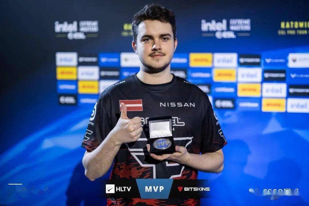 csgo选手二月红黑榜faze与g2共七人上榜