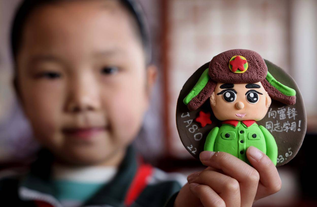 赵家慧|合肥瑶海：巧手“绘雷锋”传精神