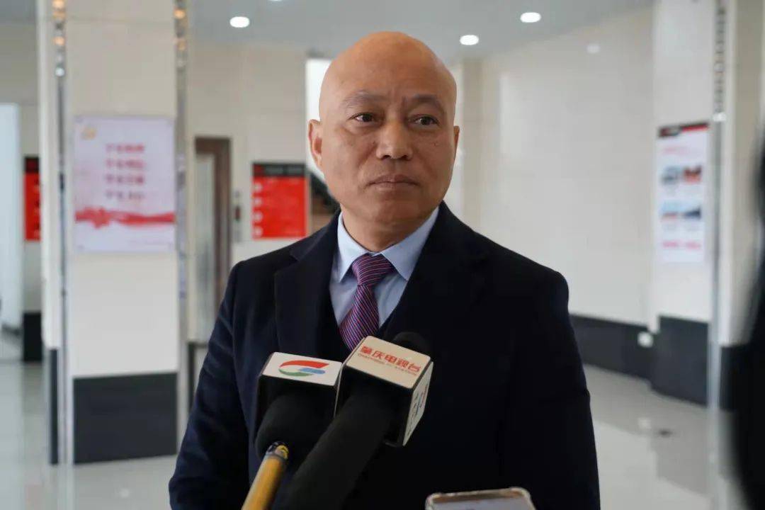 从台源出发,他成为上市公司董事长,还是全国人大代表_冯毅_船舶_建议