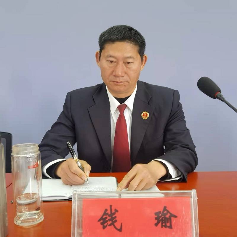 江川区长图片