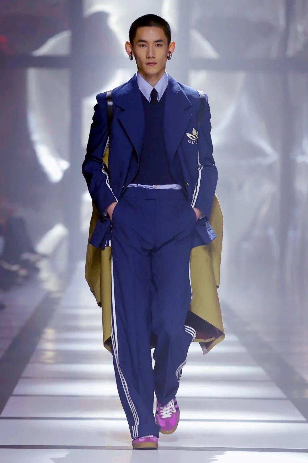 系列 怀孕7个月,裸着肚子出去“蹦迪”?姐你真的不怕孩子冻着吗...