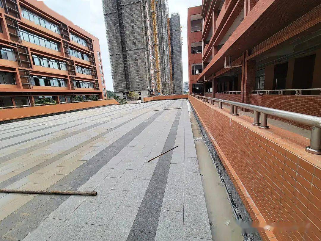 富力南驰富颐华庭发布规划配套中小学进度业主告知书