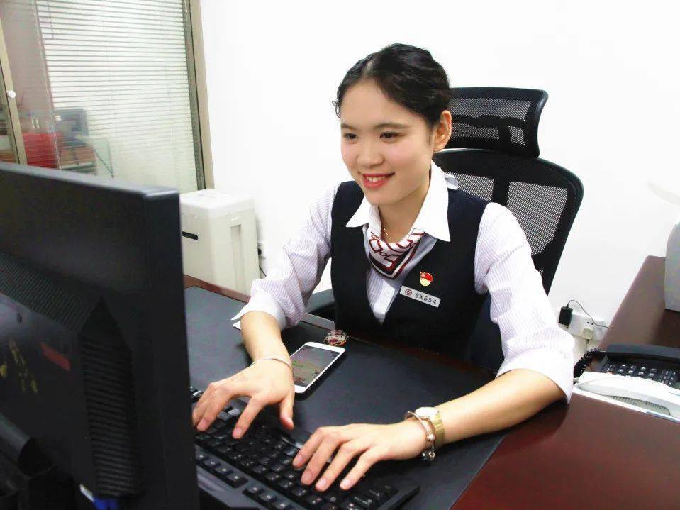 广东省分行又燃又飒康康银行小姐姐们的开门红答卷