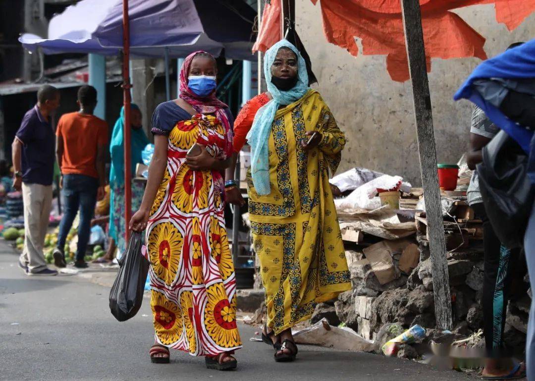 图集科摩罗女人的天然面膜