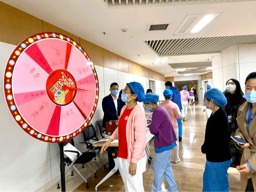 节日|芳菲三月，爱在国际~北京大学国际医院举办妇女节系列活动