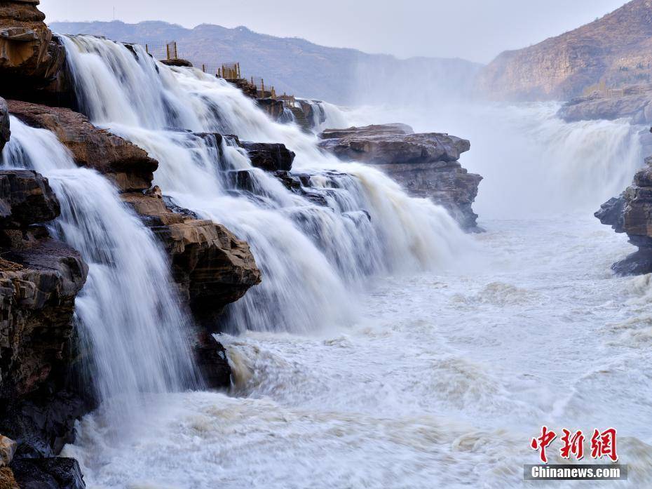 彩虹,彩虹|黄河壶口瀑布冰消河开 彩虹辉映