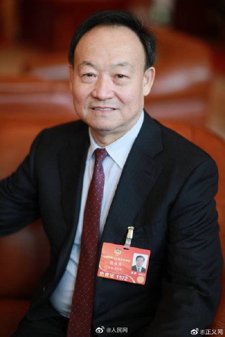 建议将优秀乡村医生纳入编制_张俊廷_标准_组成部分