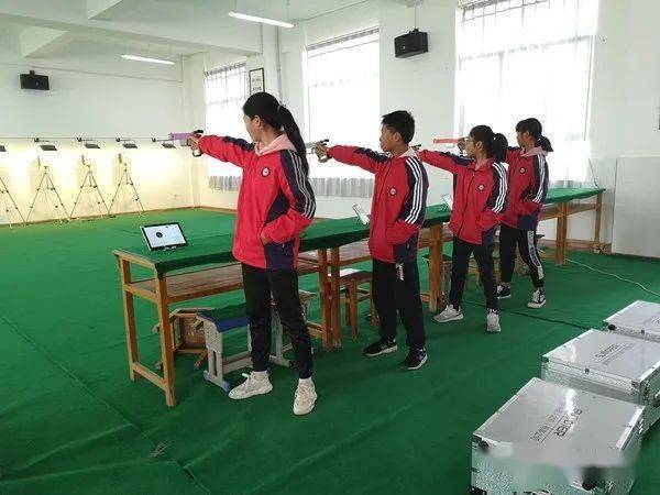 昭阳区永丰中学数十枚奖牌彰显学校体育辉煌